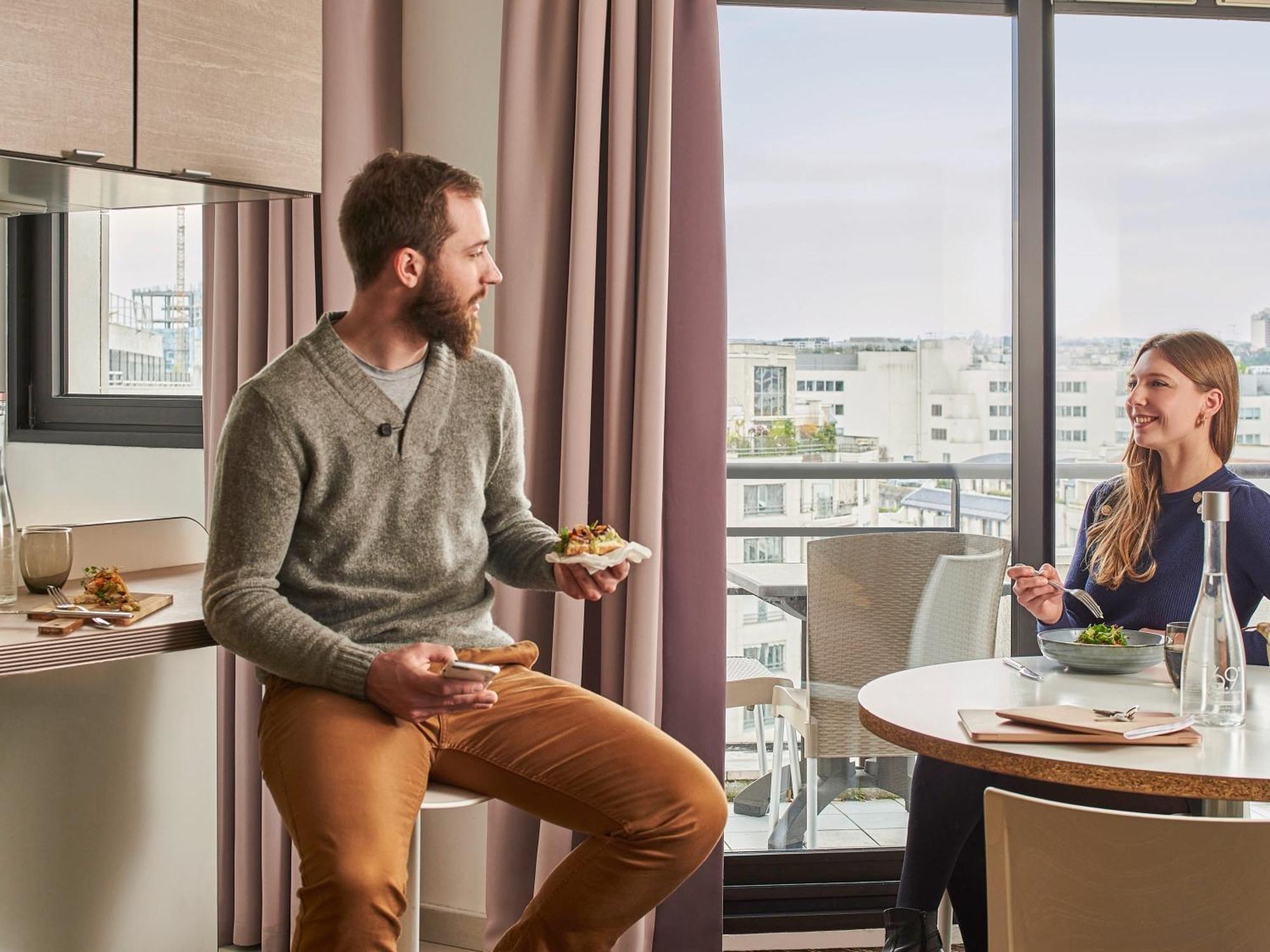 Staying Near the Eiffel Tower: 6 Mercure Hotels Compared