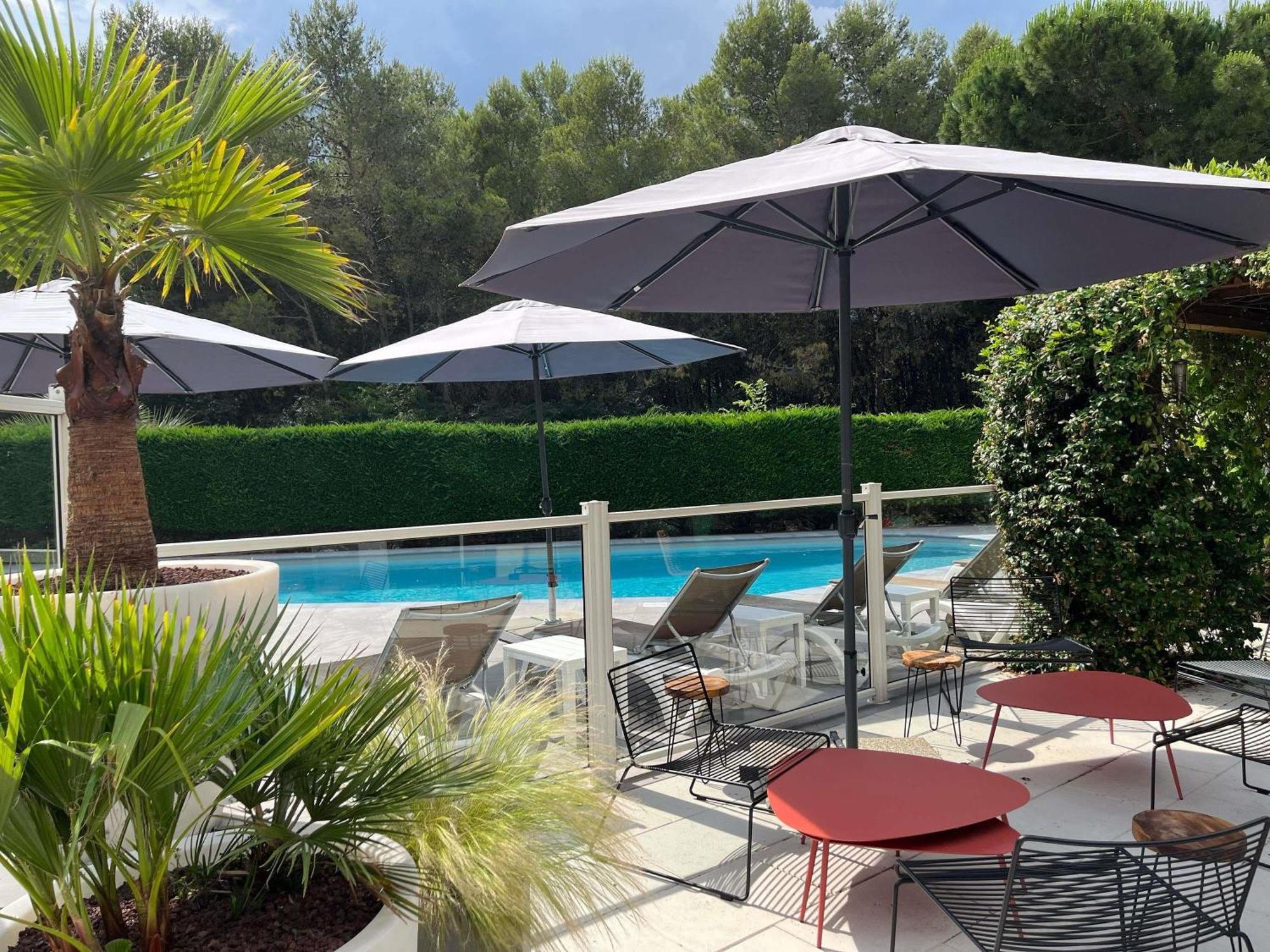 8 Best Airport Hotels in South-East France for Easy Travel