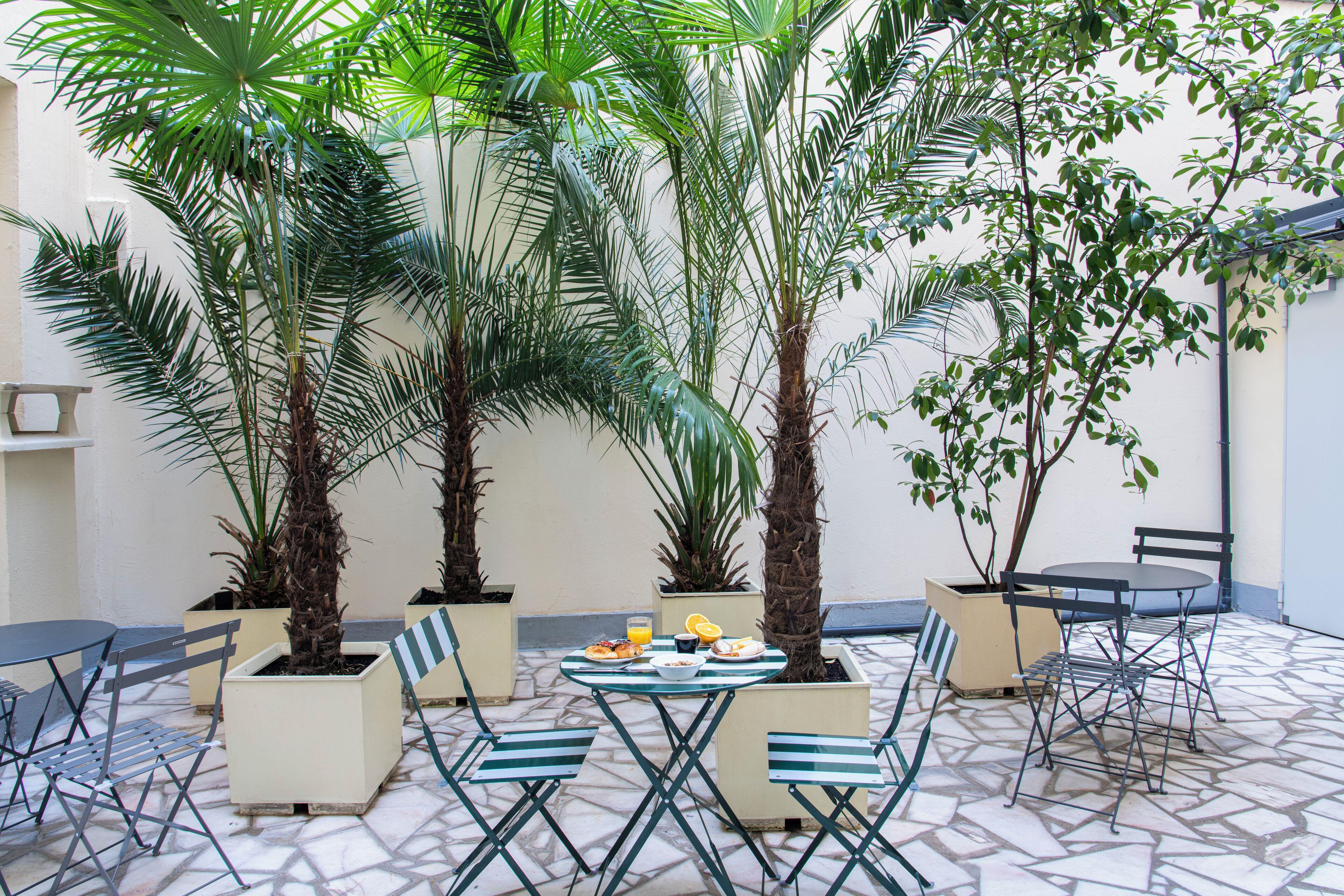 5 Cheap Hotels Near Église Saint-Eustache Worth Booking in Paris