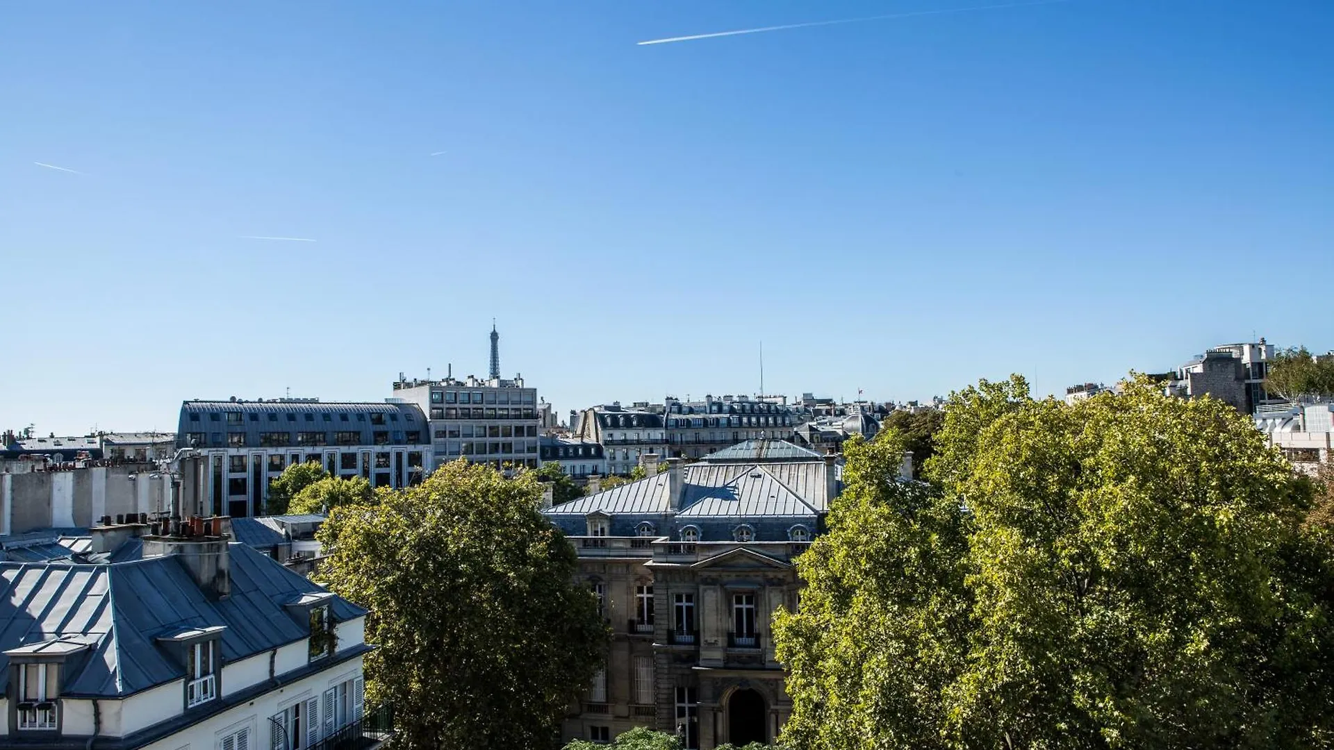 2 Family-Friendly Hotels in Paris 8th Worth Booking