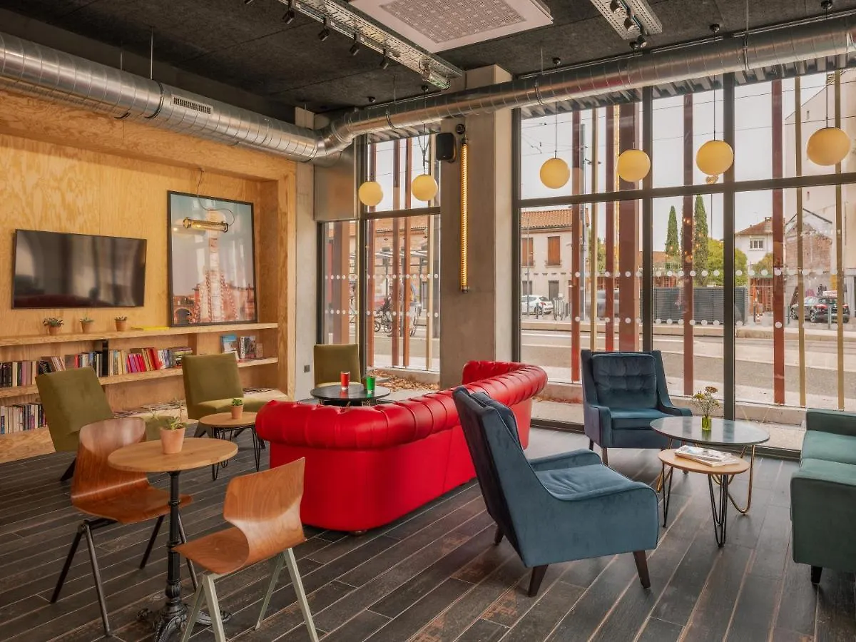 6 Airport-Linked Hotels Close to Musée Georges Labit