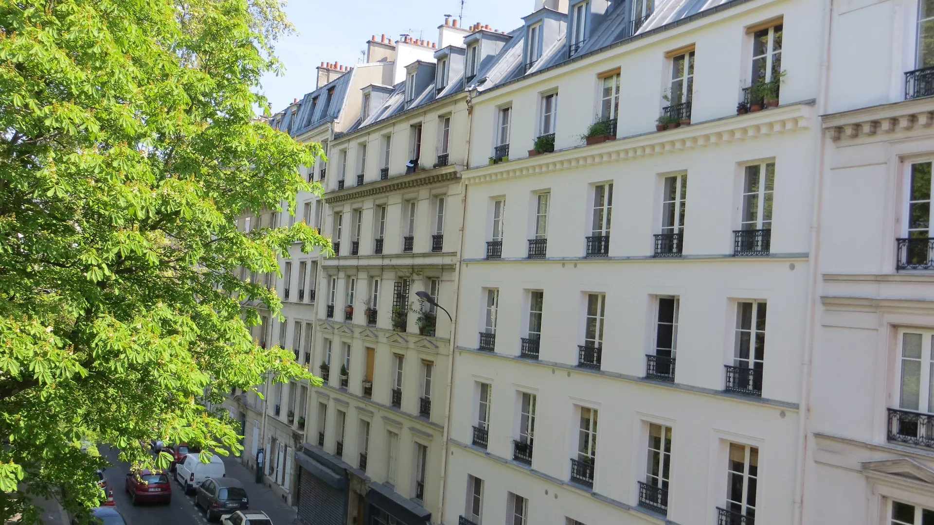 4 Family Hotels Close to Place de la Concorde Worth Booking