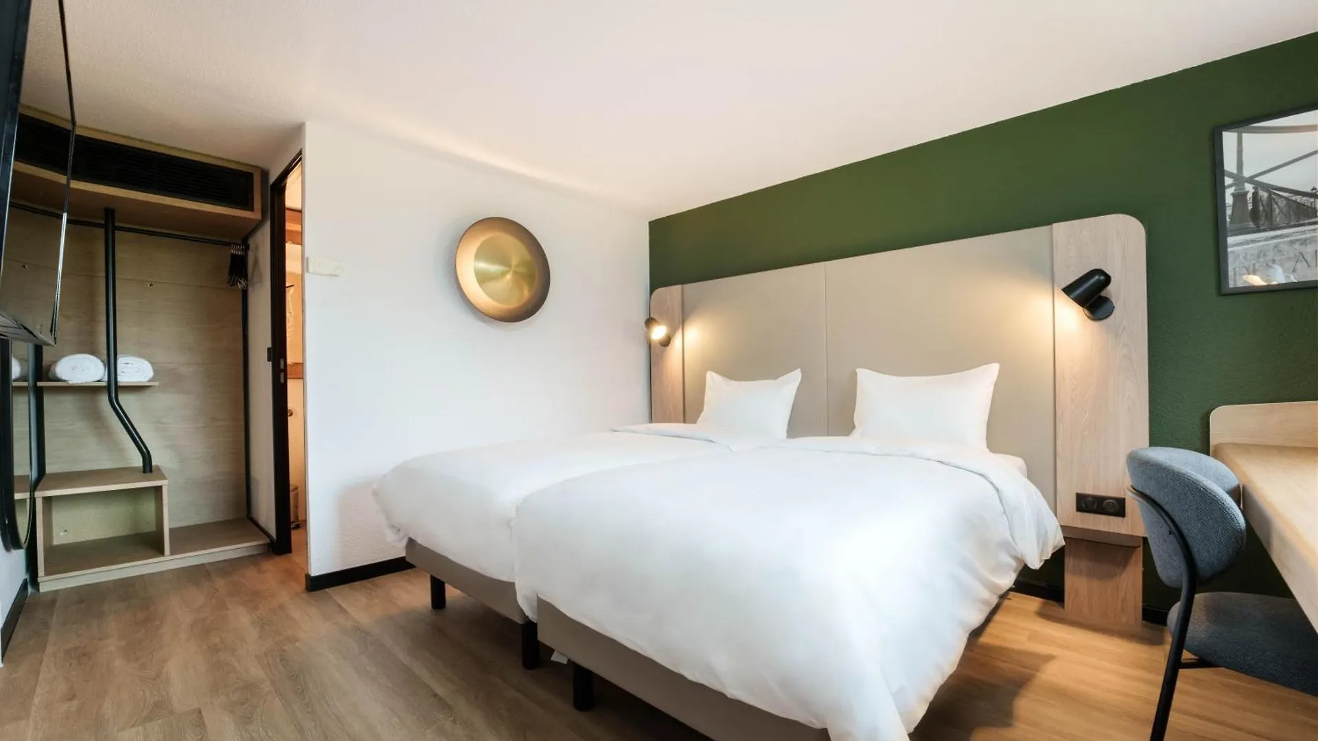 Where to Stay Near Musée Municipal: 13 Central Hotels in Lagny-sur-Marne